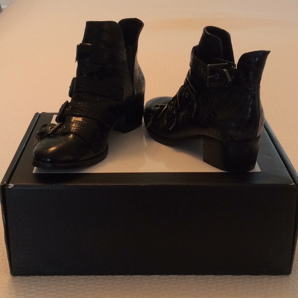 Ladies, black, leather, booties.